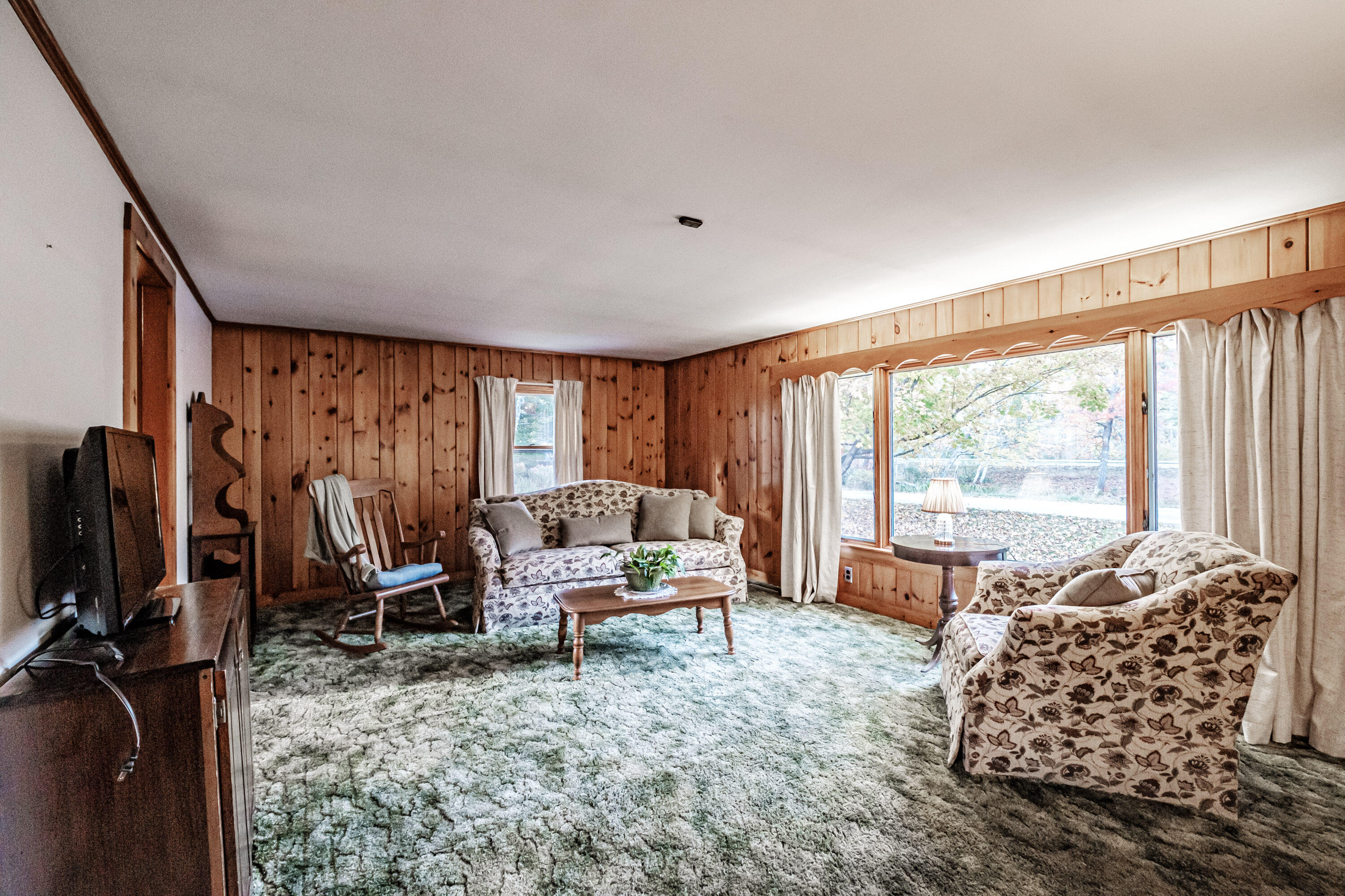 16 Lynchville Loop Albany Twp ME 04217