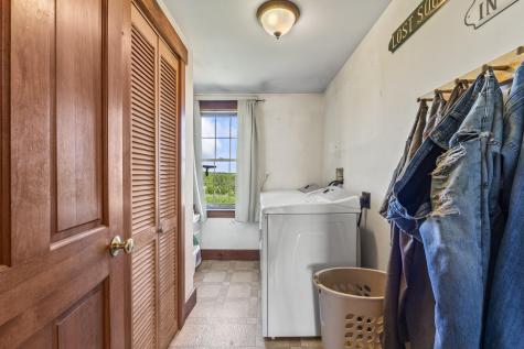 37 Mclaughlin Road Wilton ME 04294