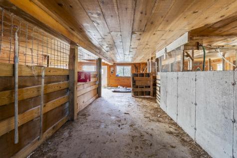 37 Mclaughlin Road Wilton ME 04294