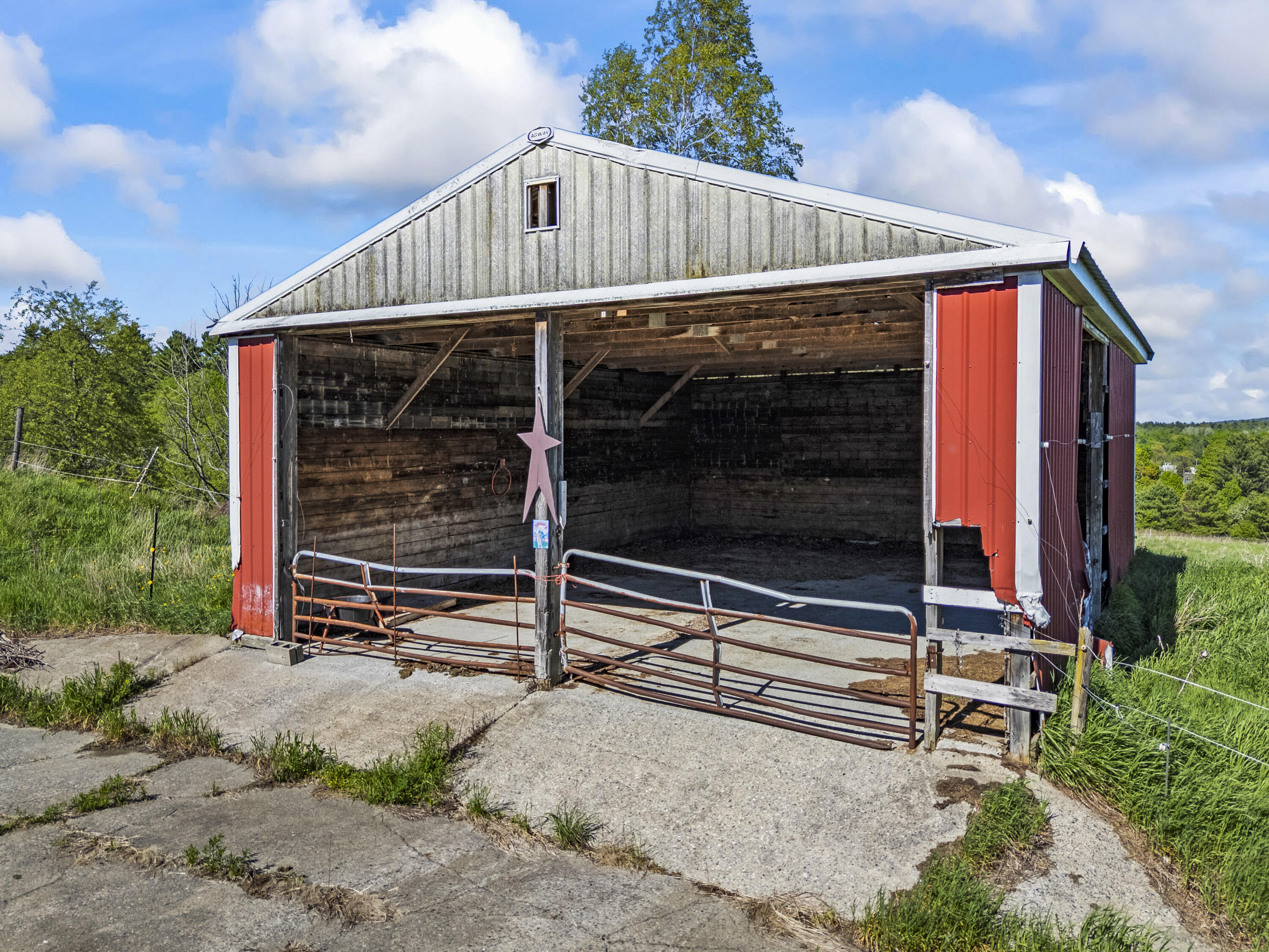 37 Mclaughlin Road Wilton ME 04294