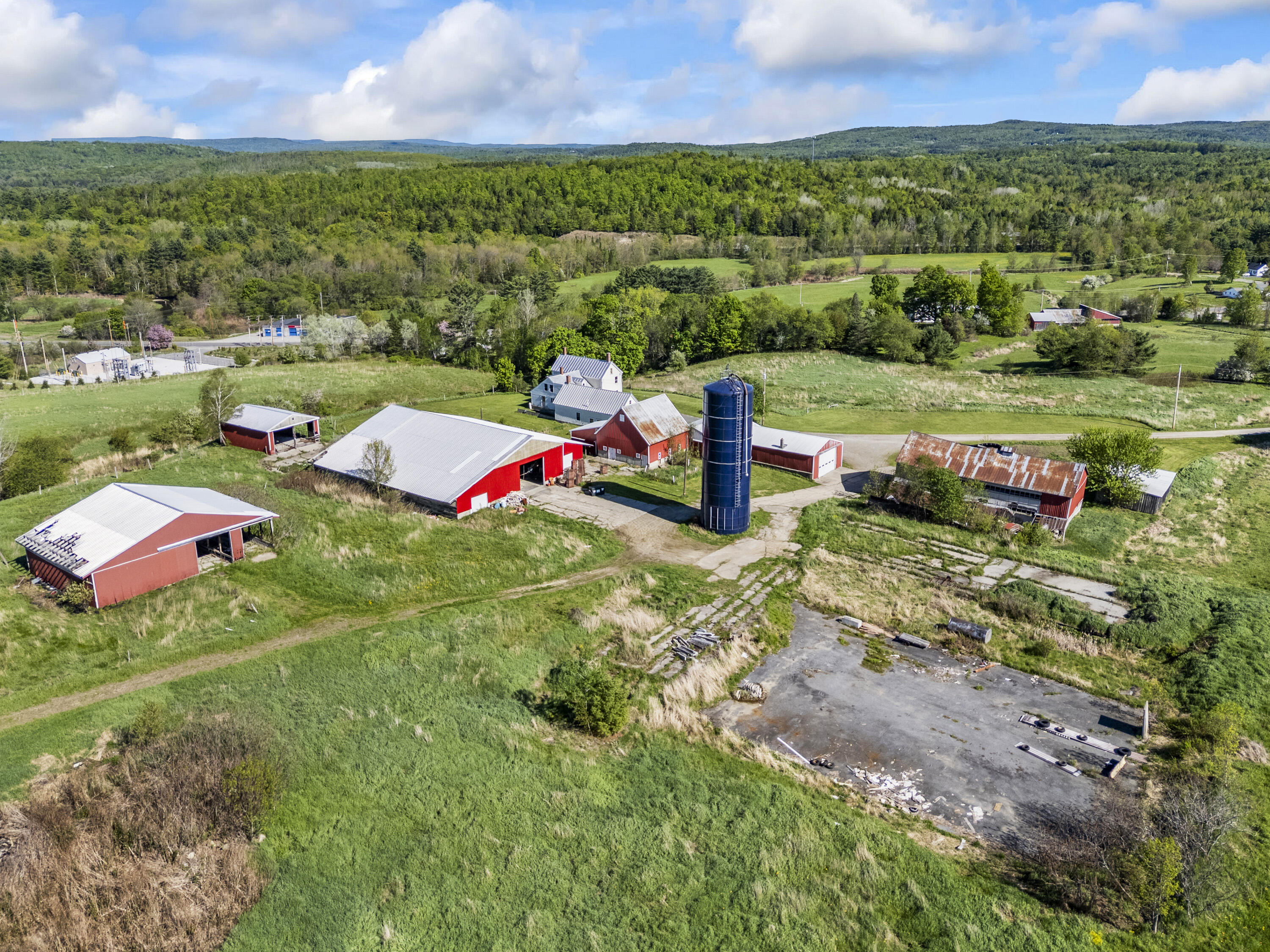 37 Mclaughlin Road Wilton ME 04294