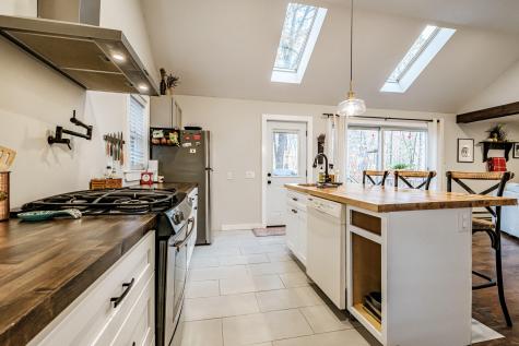 47 Proprietors Road Buxton ME 04093