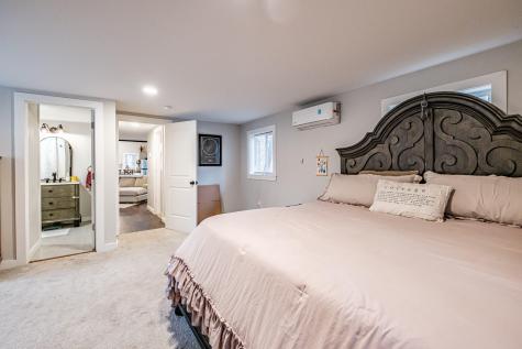 47 Proprietors Road Buxton ME 04093