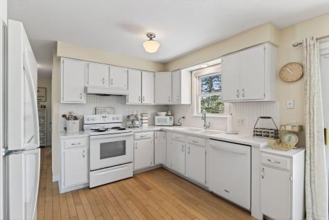 4 Barque Road Bath ME 04530