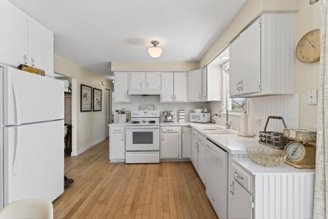 4 Barque Road Bath ME 04530