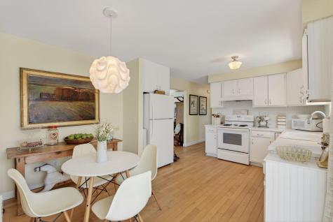 4 Barque Road Bath ME 04530