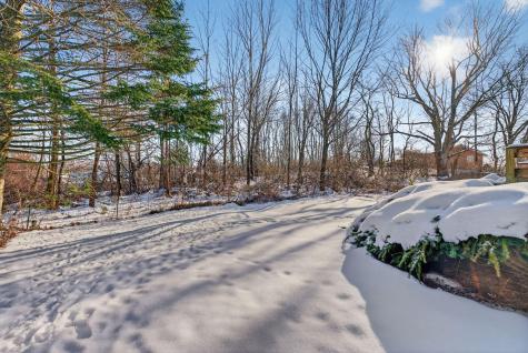 4 Barque Road Bath ME 04530