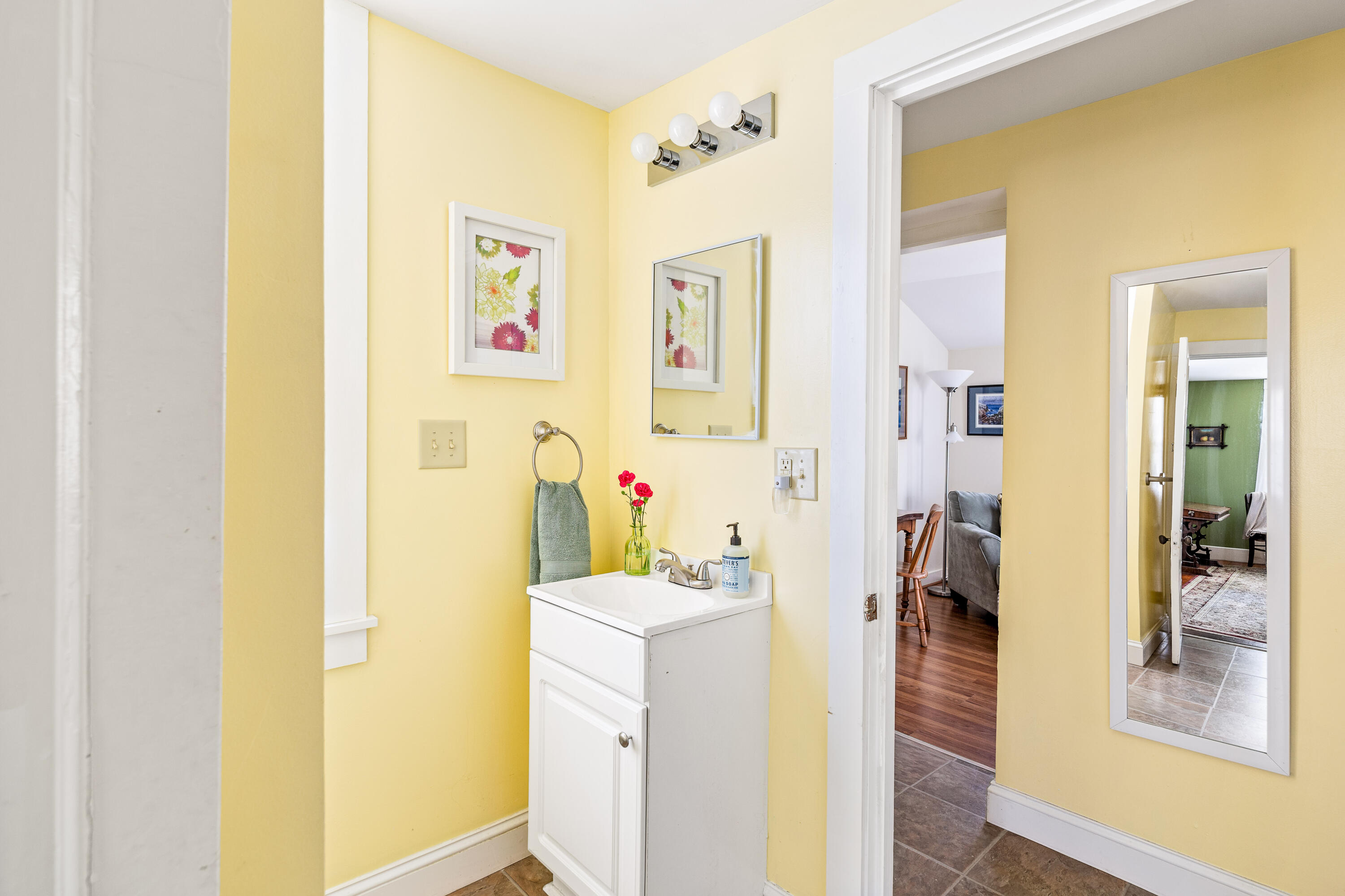 19 Orange Street Rockland ME 04841