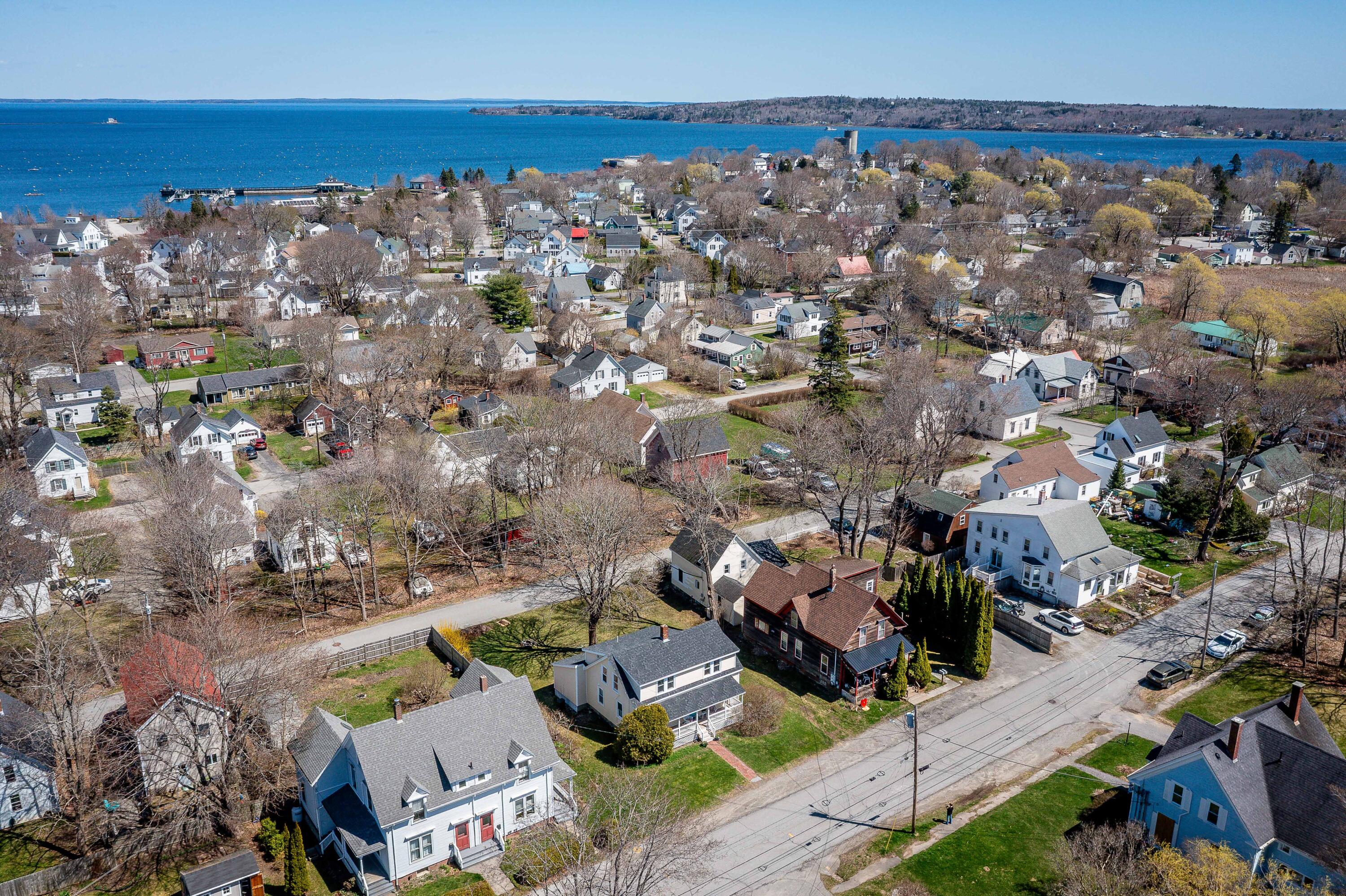 19 Orange Street Rockland ME 04841