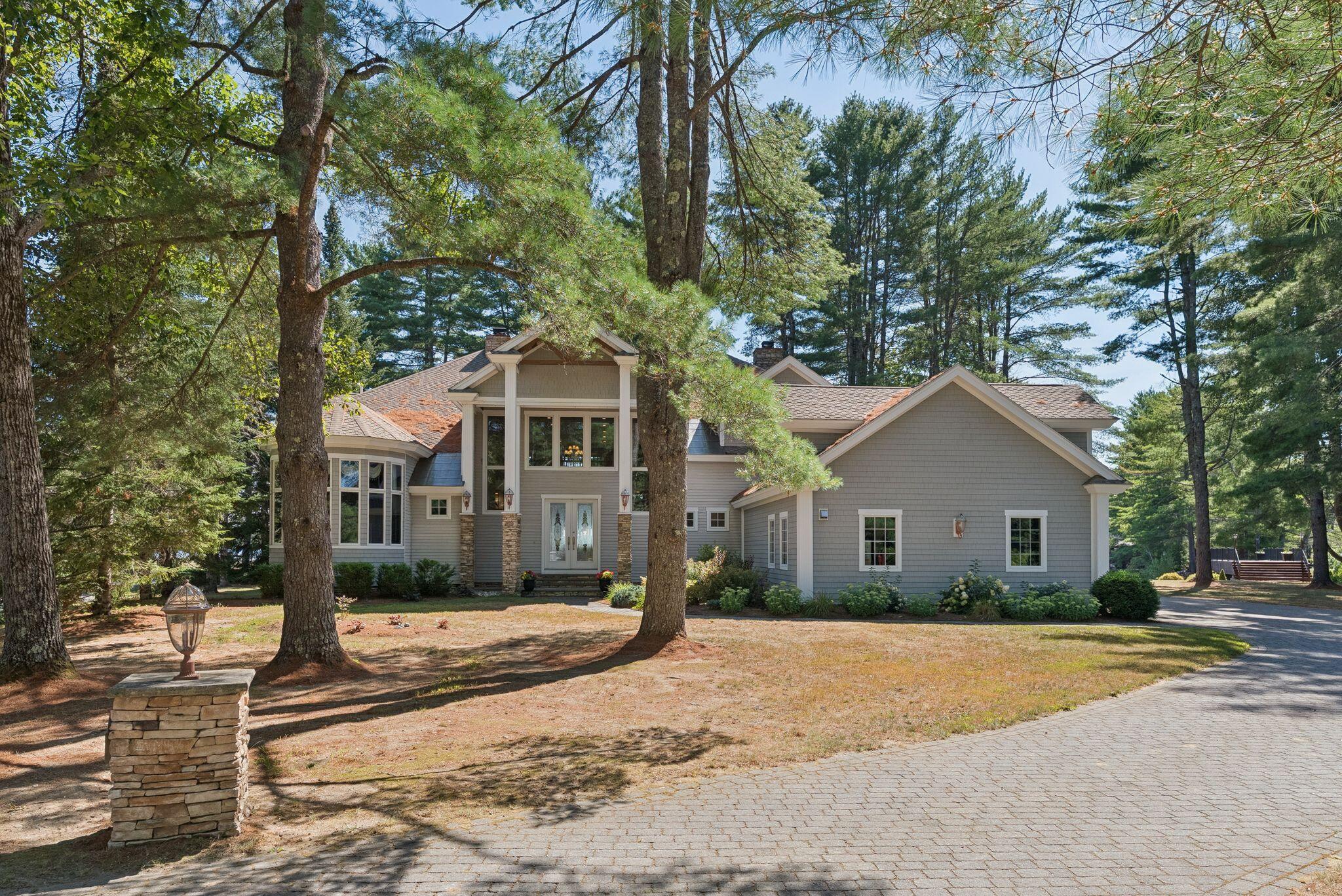 3 & 4 Trestle Lane Harrison ME 04040