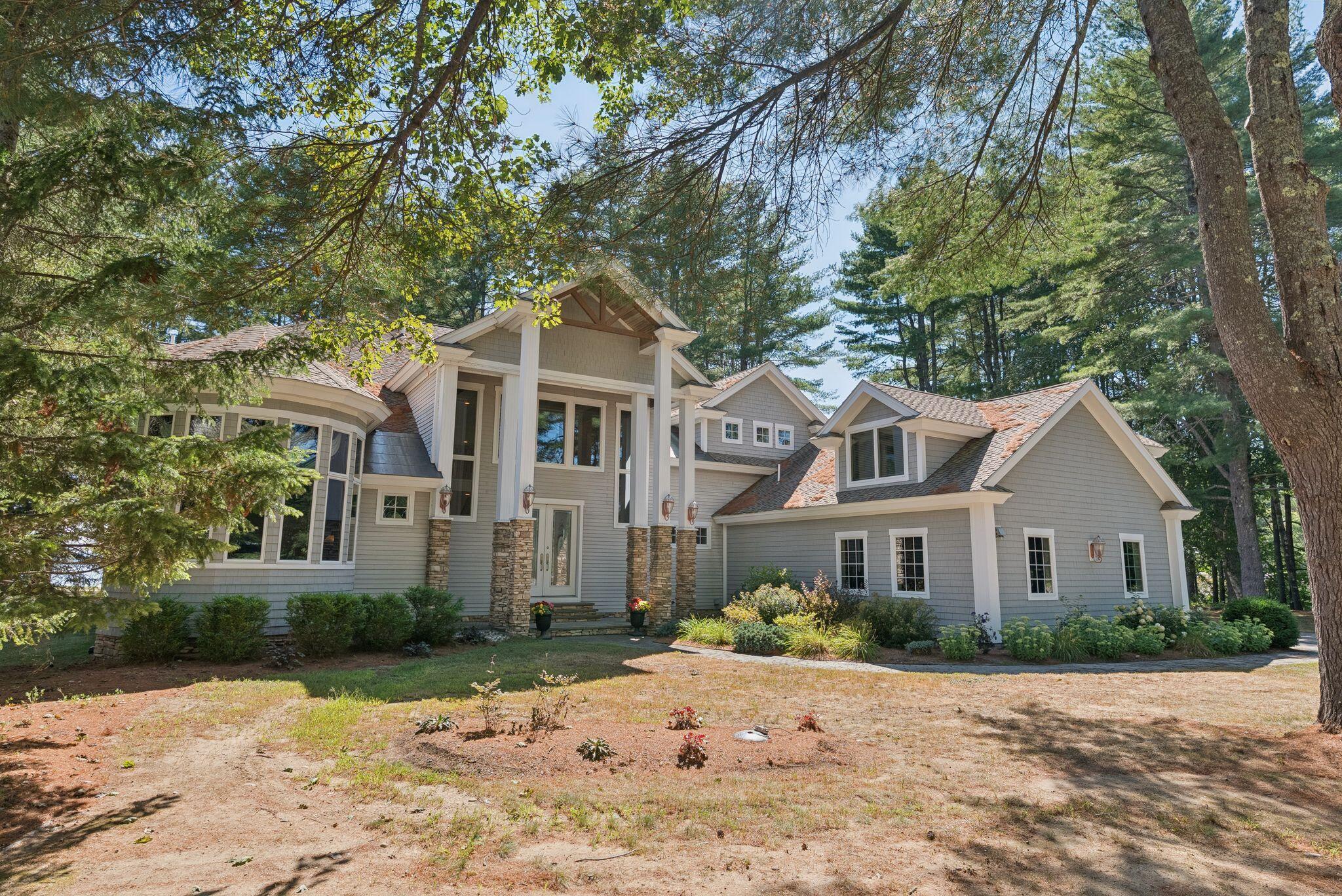 3 & 4 Trestle Lane Harrison ME 04040