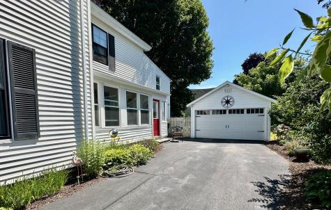 23 Holland Street Bangor ME 04401