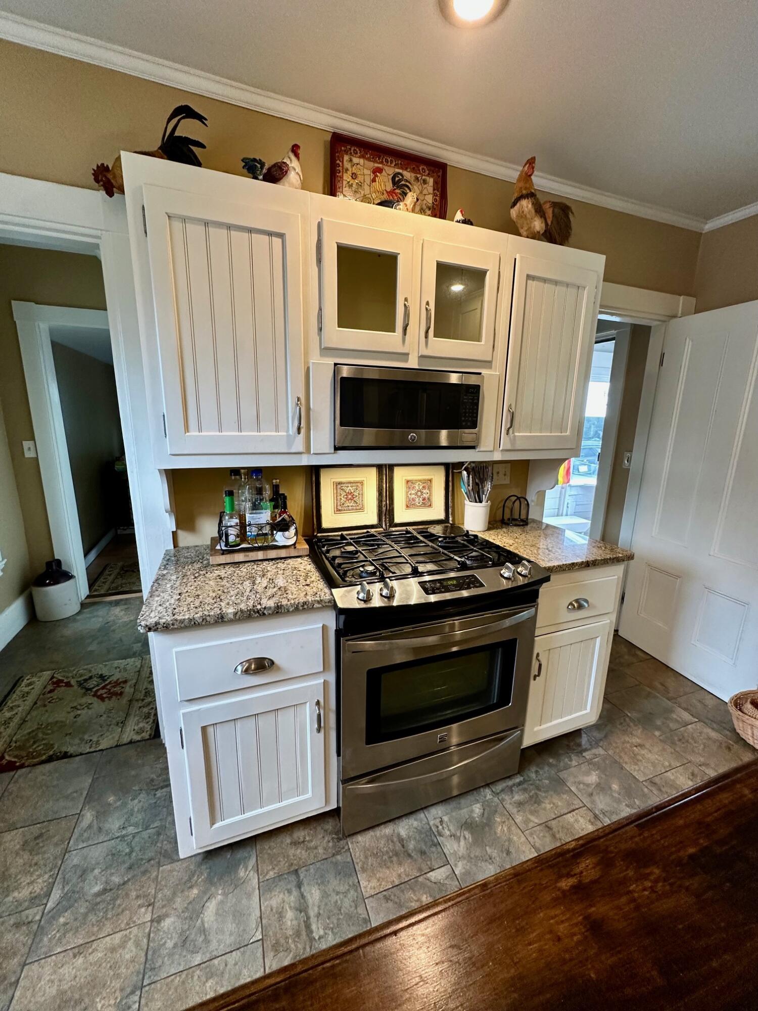 23 Holland Street Bangor ME 04401