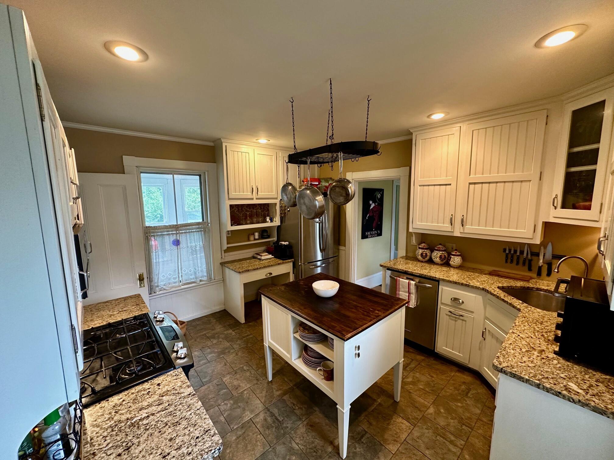 23 Holland Street Bangor ME 04401