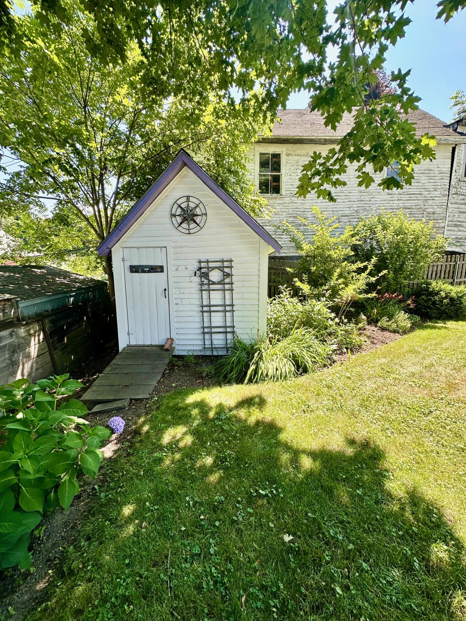 23 Holland Street Bangor ME 04401