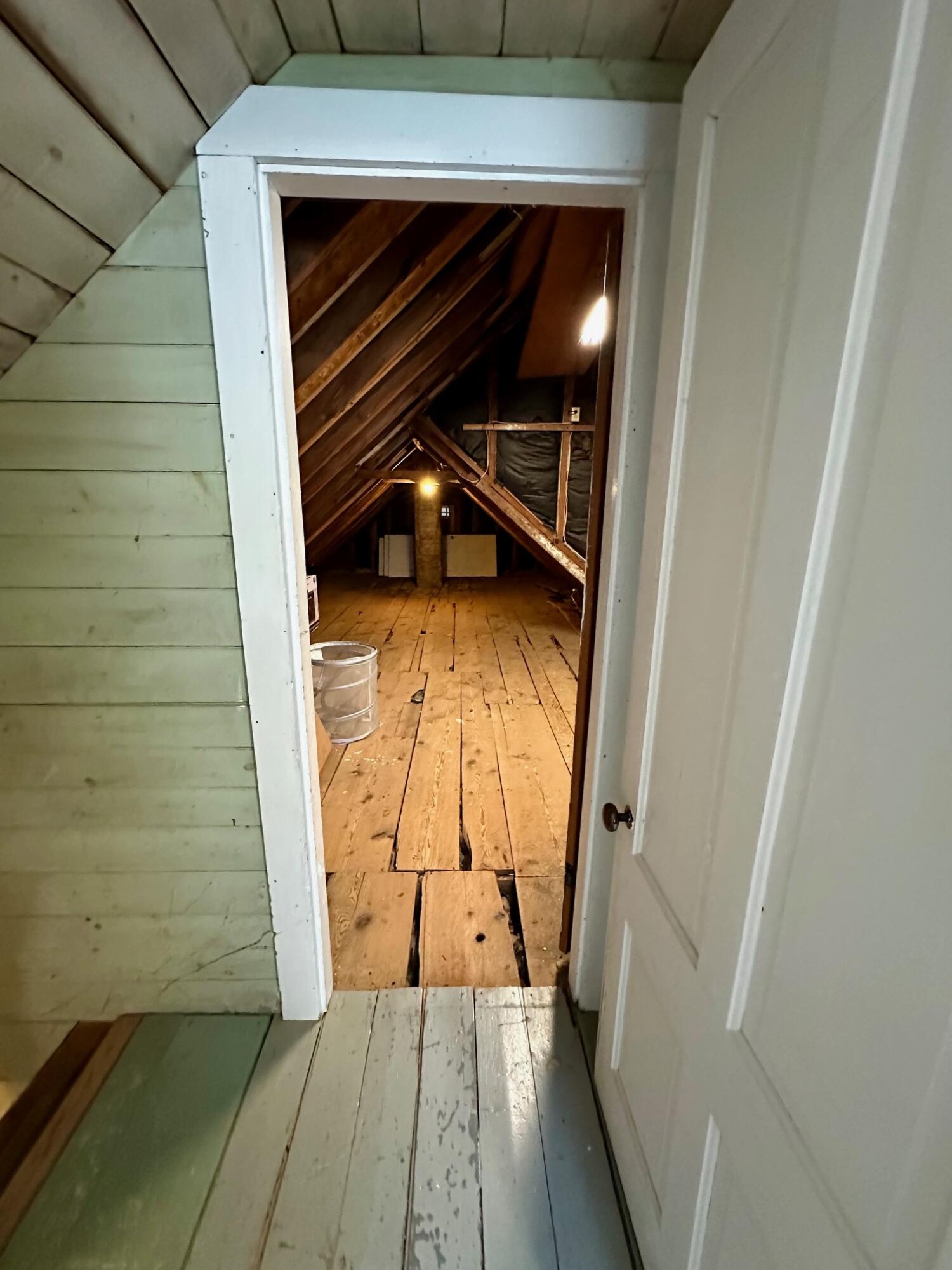 23 Holland Street Bangor ME 04401