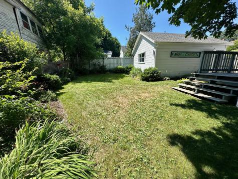 23 Holland Street Bangor ME 04401