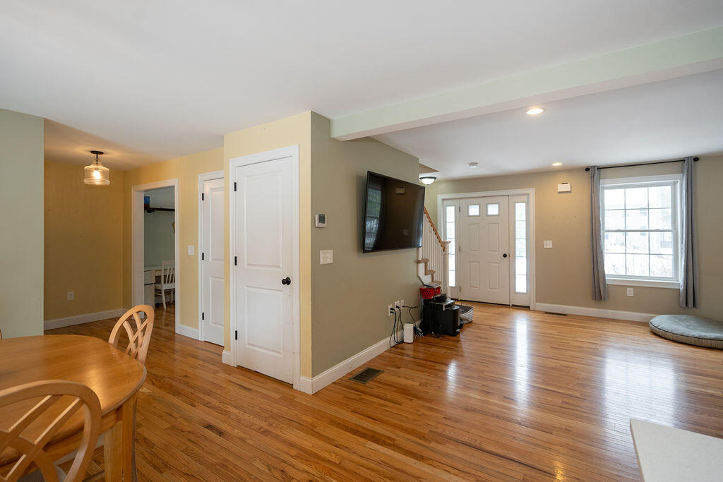 47 Greenbriar Drive Eliot ME 03903