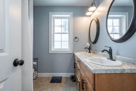 47 Greenbriar Drive Eliot ME 03903