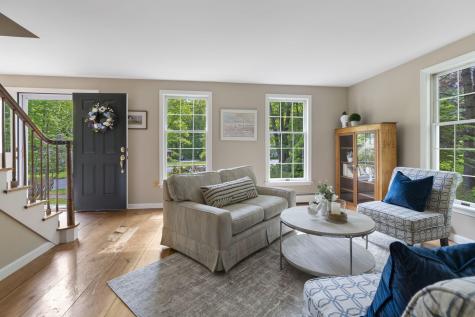 8 Partridge Lane Falmouth ME 04105