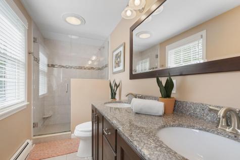 8 Partridge Lane Falmouth ME 04105