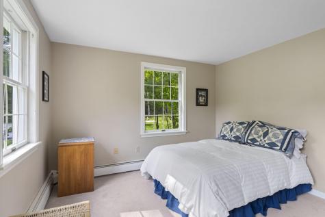 8 Partridge Lane Falmouth ME 04105