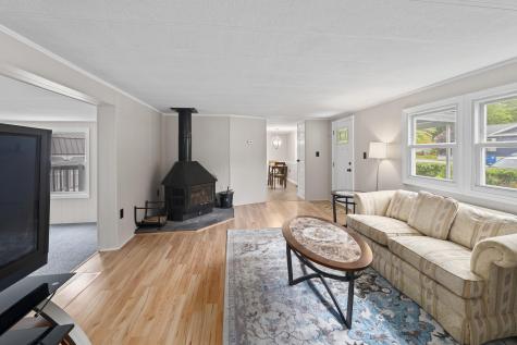 30 Sandalwood Circle Kittery ME 03904