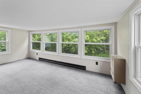 30 Sandalwood Circle Kittery ME 03904