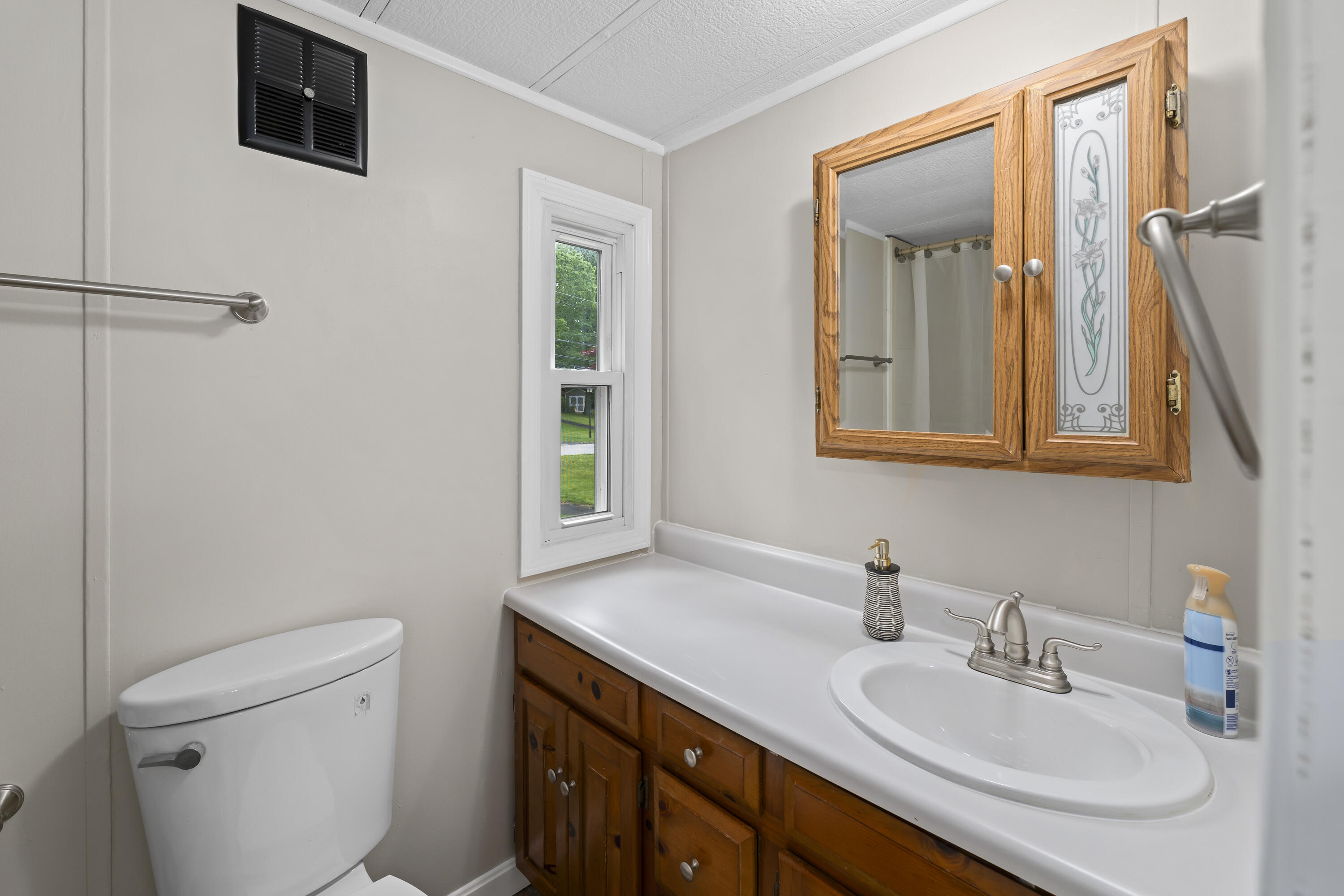 30 Sandalwood Circle Kittery ME 03904