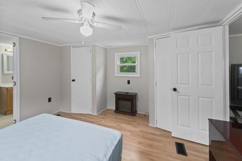 30 Sandalwood Circle Kittery ME 03904