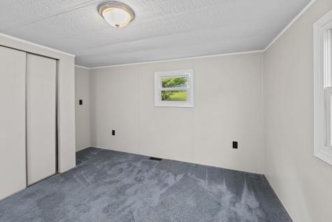 30 Sandalwood Circle Kittery ME 03904