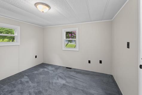 30 Sandalwood Circle Kittery ME 03904