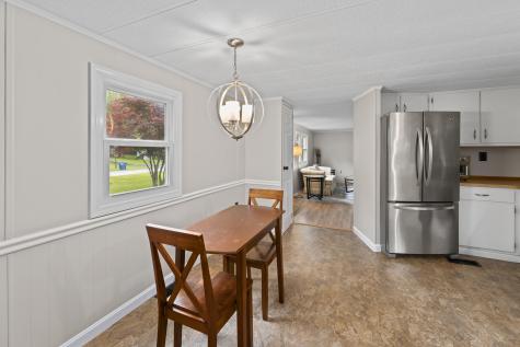 30 Sandalwood Circle Kittery ME 03904