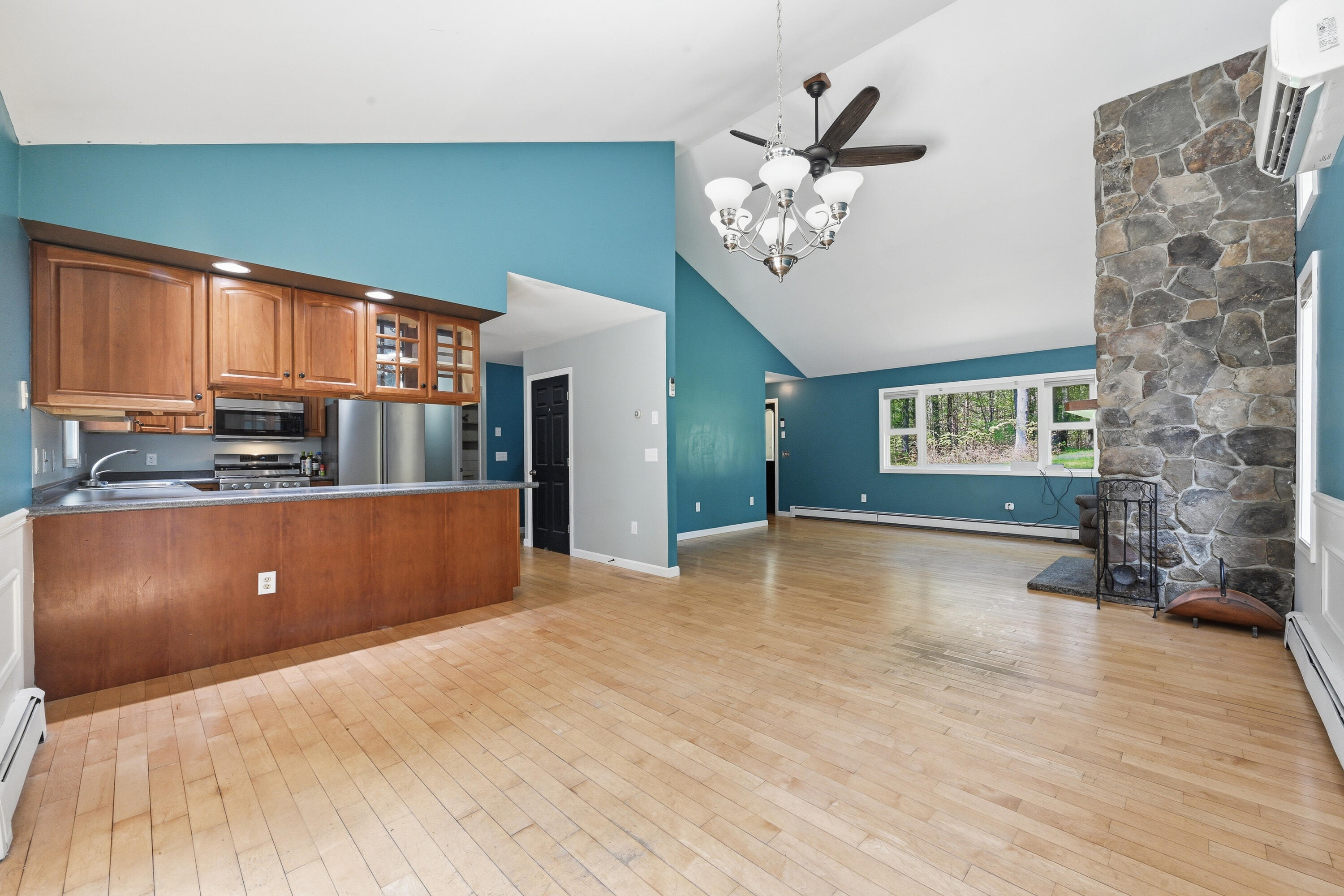 23 Cove Road Readfield ME 04355