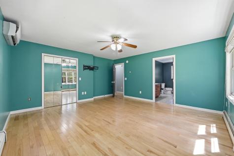 23 Cove Road Readfield ME 04355