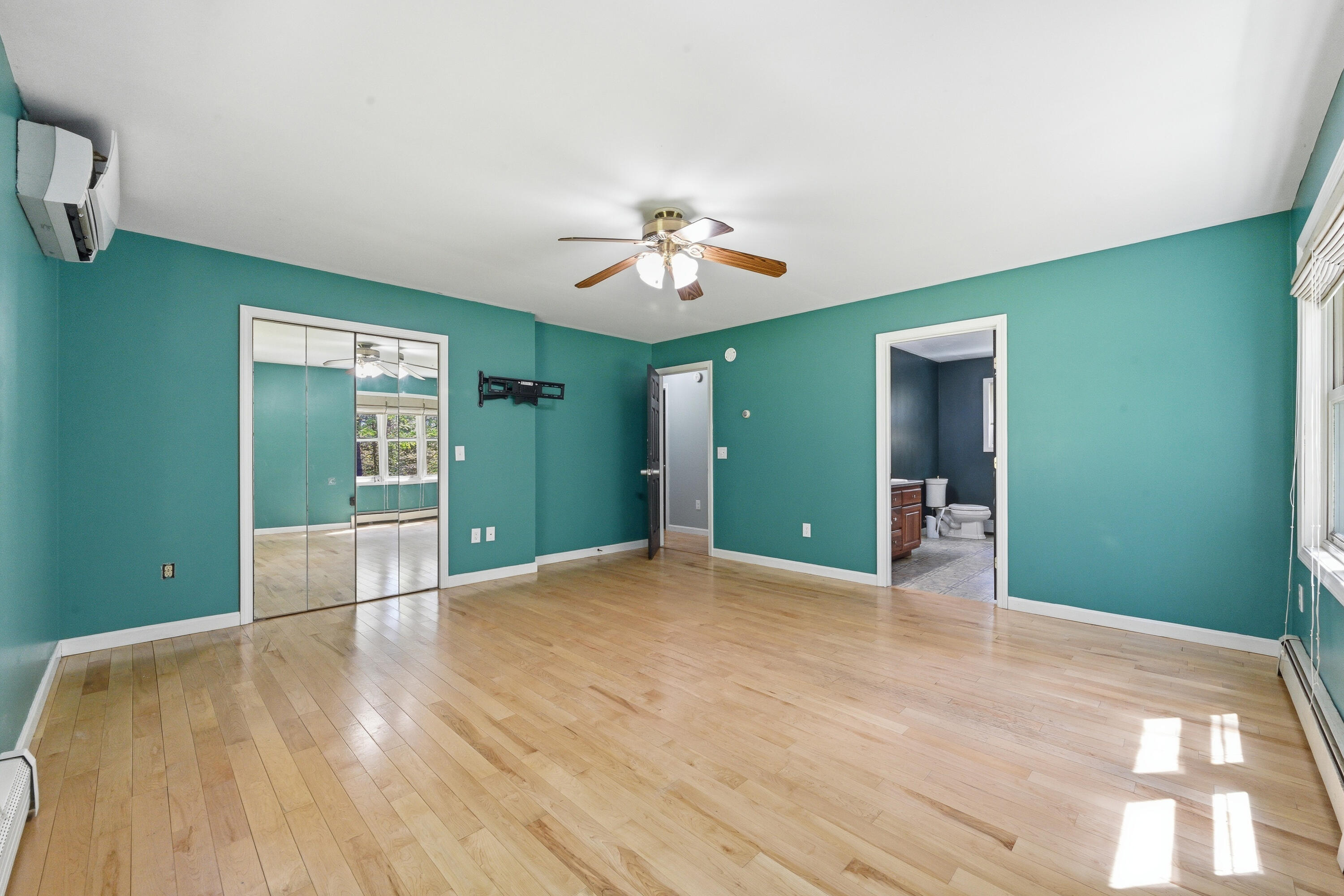 23 Cove Road Readfield ME 04355