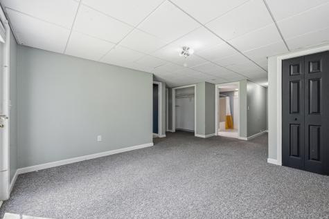 23 Cove Road Readfield ME 04355