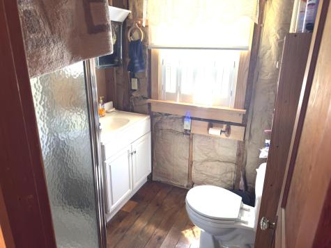 107 Haskell Avenue Raymond ME 04071