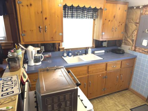 107 Haskell Avenue Raymond ME 04071