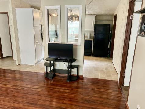 15 Barnett Way Gardiner ME 04345