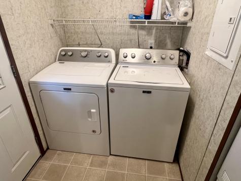 15 Barnett Way Gardiner ME 04345
