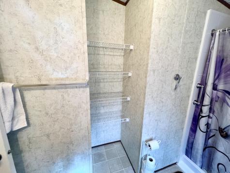 15 Barnett Way Gardiner ME 04345