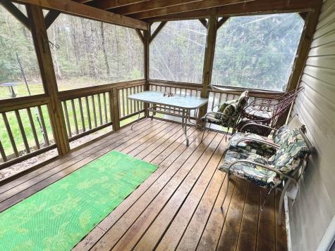 15 Barnett Way Gardiner ME 04345