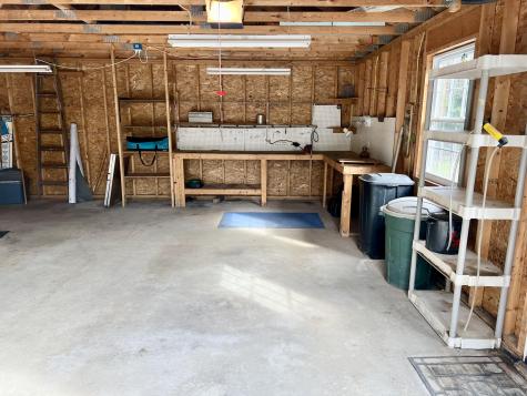 15 Barnett Way Gardiner ME 04345