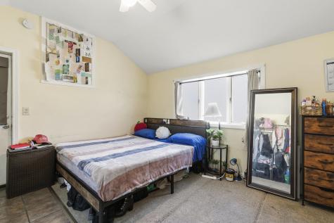 115 River Road Brunswick ME 04011