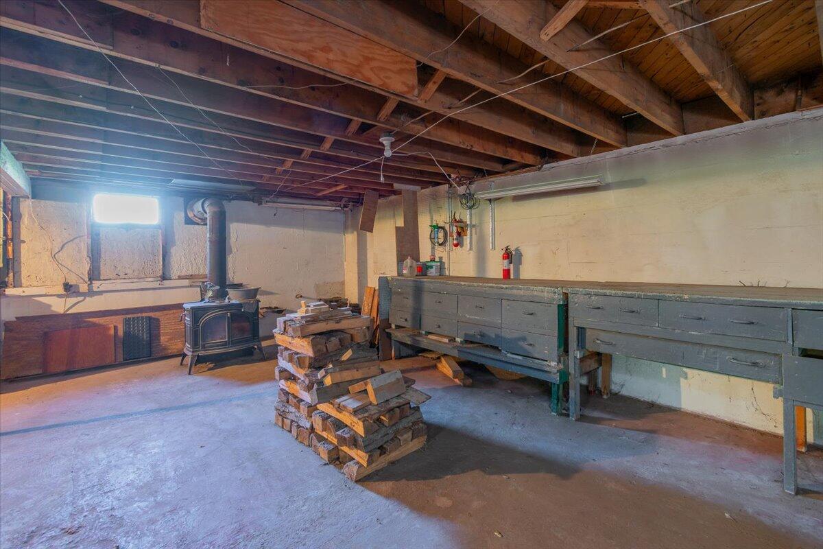 560 Belfast Road Camden ME 04843