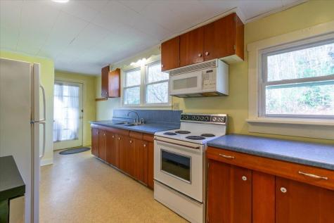 560 Belfast Road Camden ME 04843