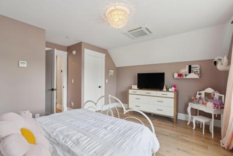 16 Samuel Marshall Drive Saco ME 04072