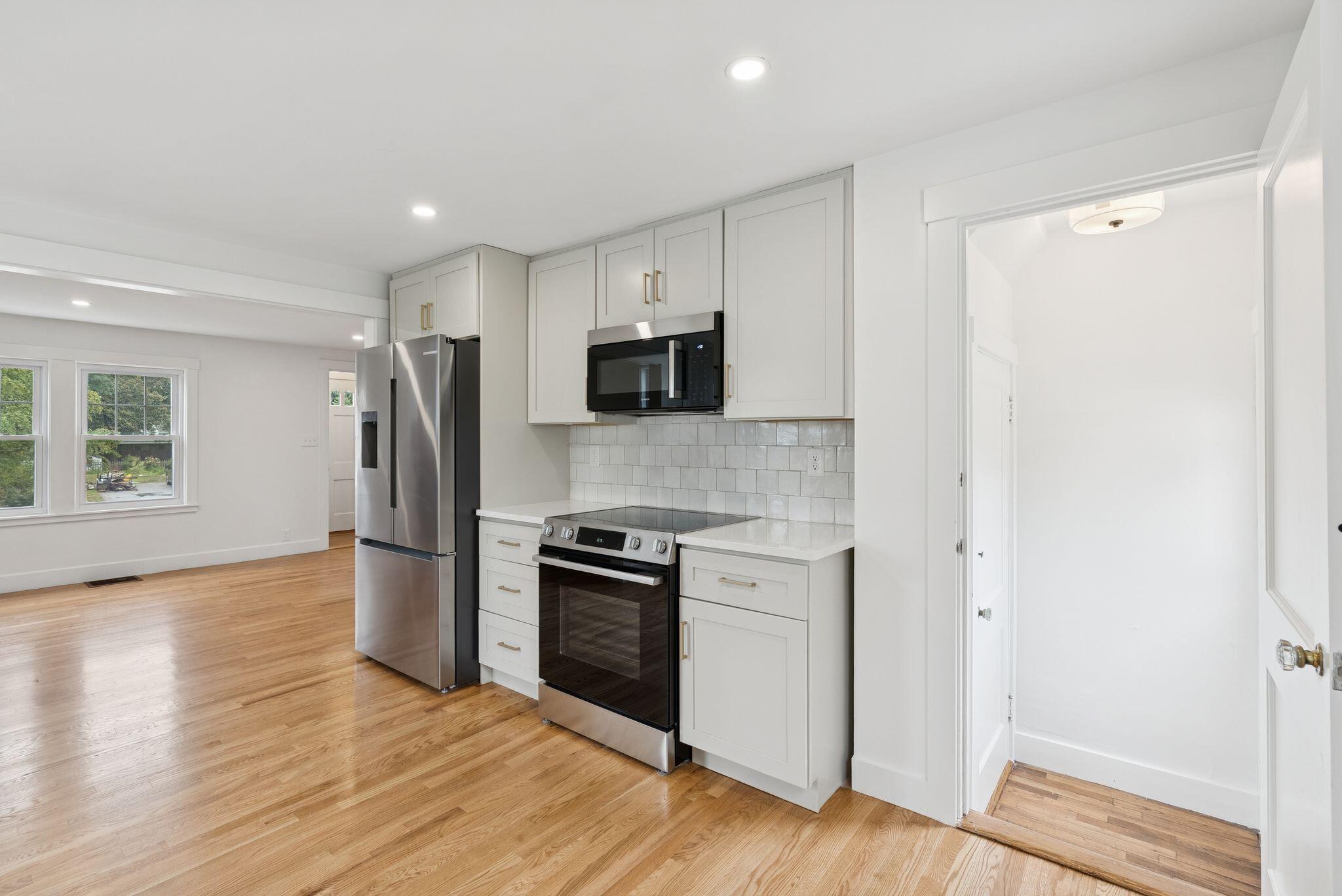 11 Westwood Avenue Scarborough ME 04074