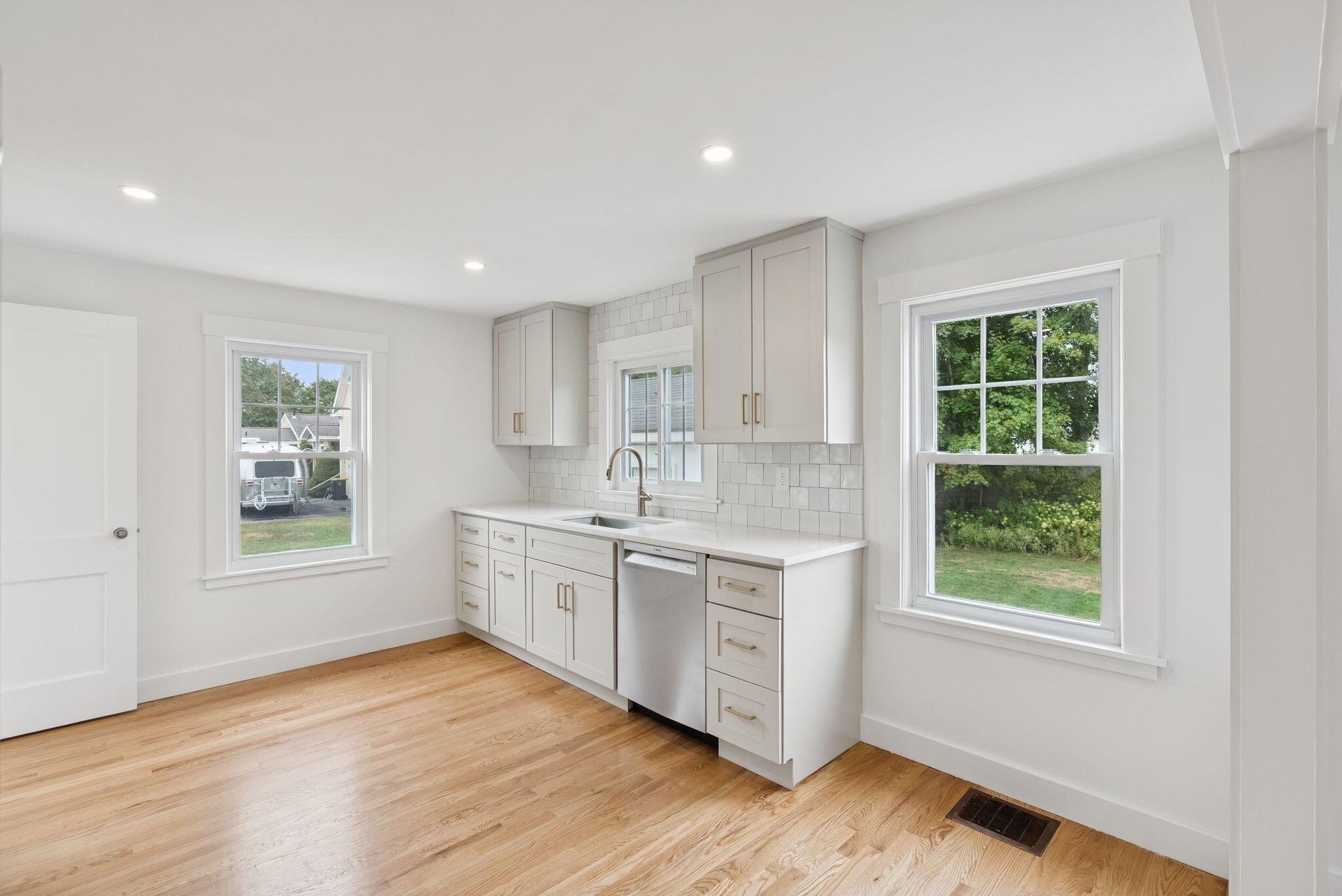 11 Westwood Avenue Scarborough ME 04074